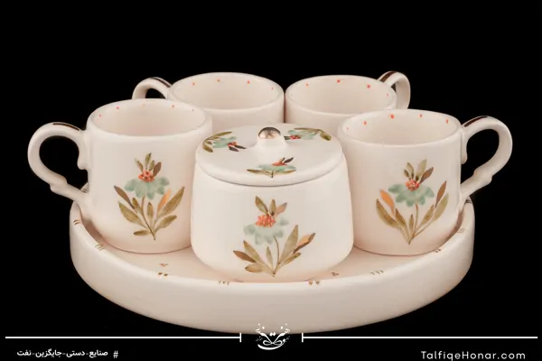 سرویس چای خوری چهار نفره طرح بابونه با قندان و سینی