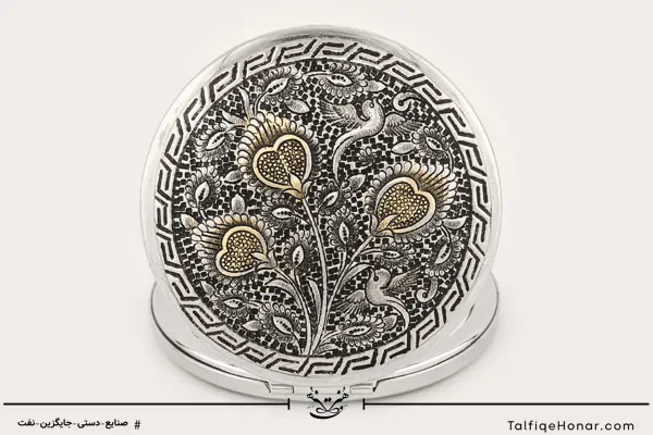  آینه برنج قلم زنی نقش گل و مرغ سایز2*7*7