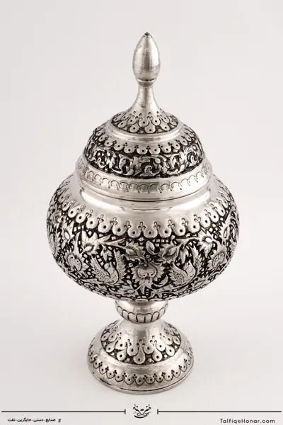 شکلات خوری مسی قلم زنی گل و مرغ سایز 29