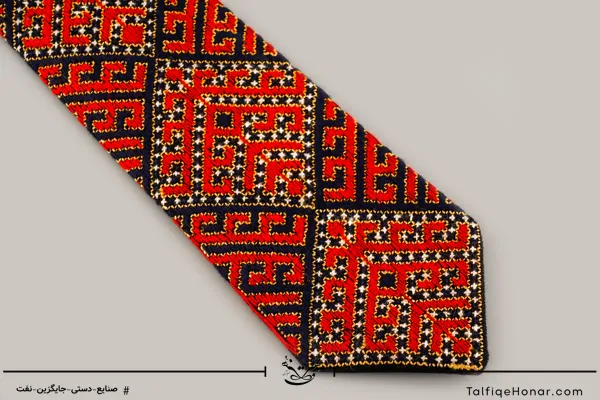 کراوات سوزن دوزی بلوچ طرح طاووس  کد 002