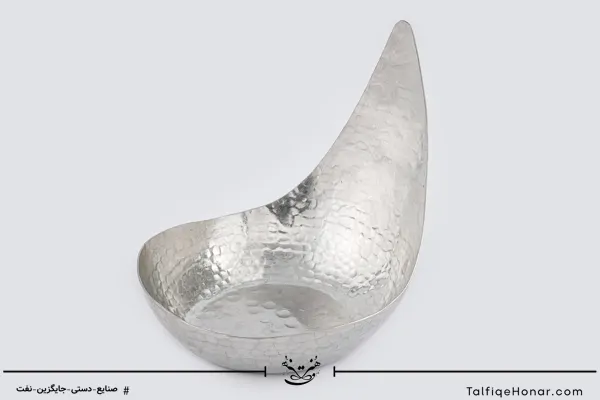 کاسه مسی چکش کاری طرح موج سایز 13*14*19