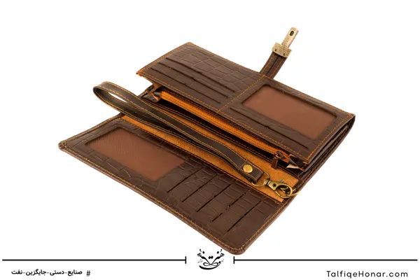  کیف دستی زنانه چرم طرح کروکدیل مدل آنا رنگ قهوه ای سایز 3*10*20