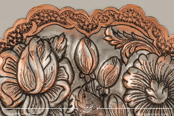 بشقاب مس قلم زنی طرح پرنده و گل رز سایز 25