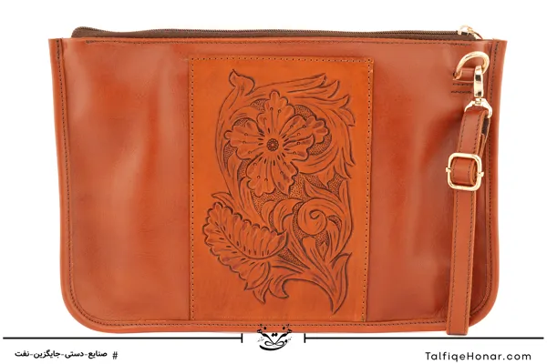 کیف پاسپورتی زنانه حیان