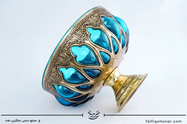 ظرف میوه خوری قلمزنی و آبگینه رنگ فیروزه ای قطر 23