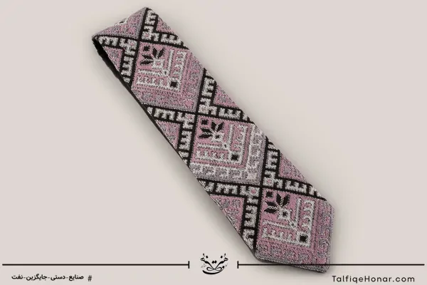 کراوات سوزن دوزی بلوچ طرح طاووس و گل سرخ  کد 001