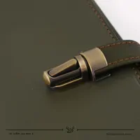 کیف دستی زنانه چرم مدل آنا رنگ زیتونی سایز 3*10*20